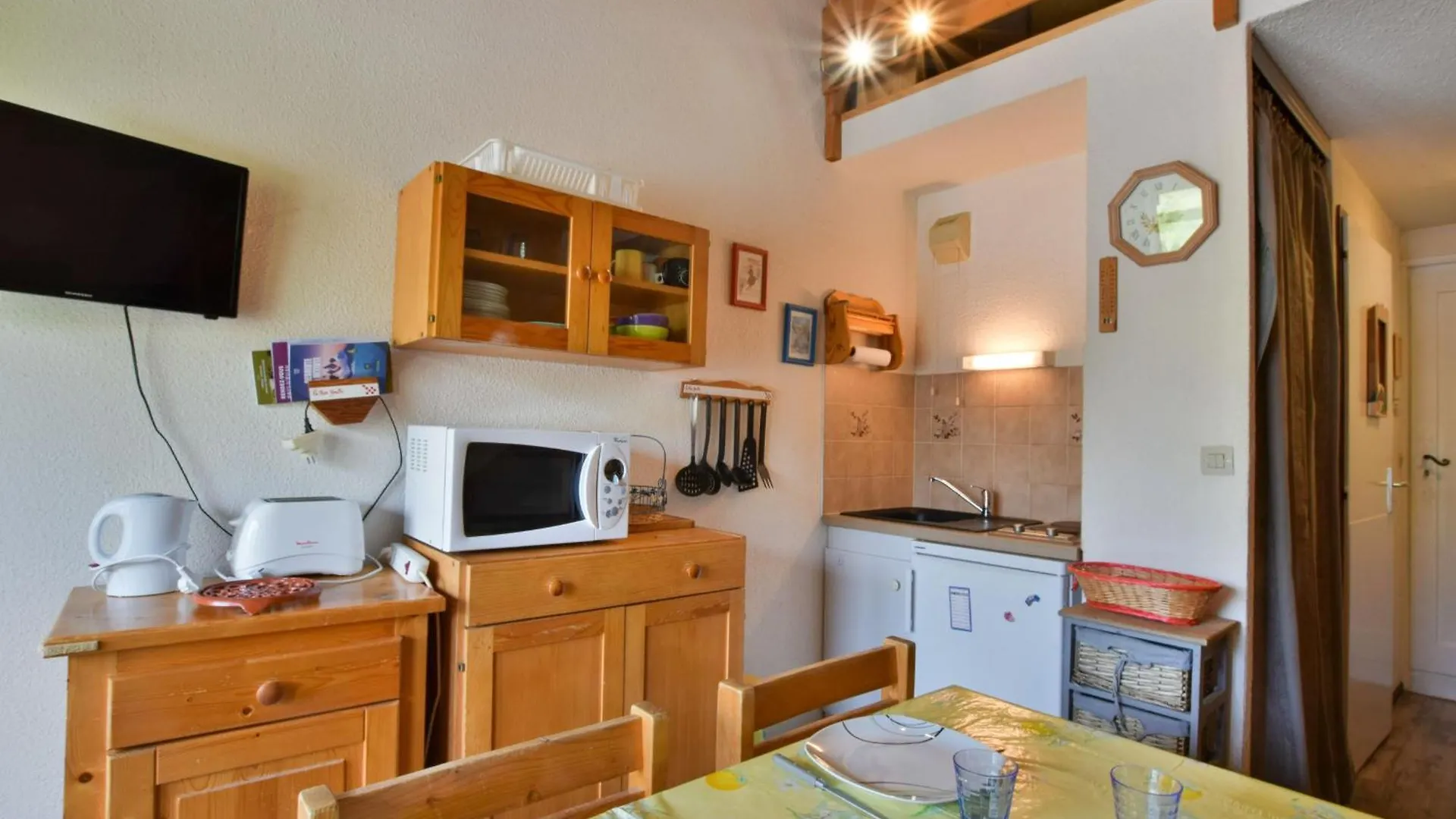 Apartament Charmant Duplex Avec Balcon Et Parking A Bernex, Proche Remontees Mecaniques - Fr-1-498-36